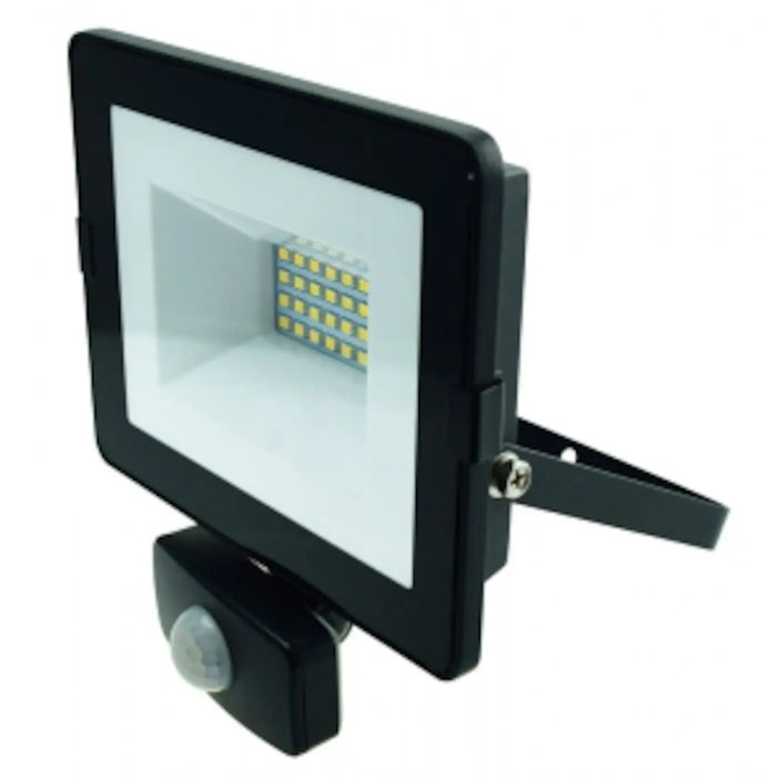 LED STRÅLK 20W PIR 1600L PIR SVART