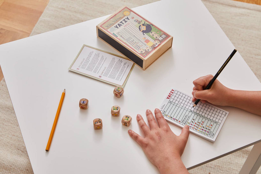 Tokiga Underverk Yatzy - Barnens Hjärnspel