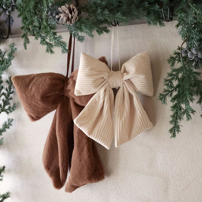 Bow pendant set of 2