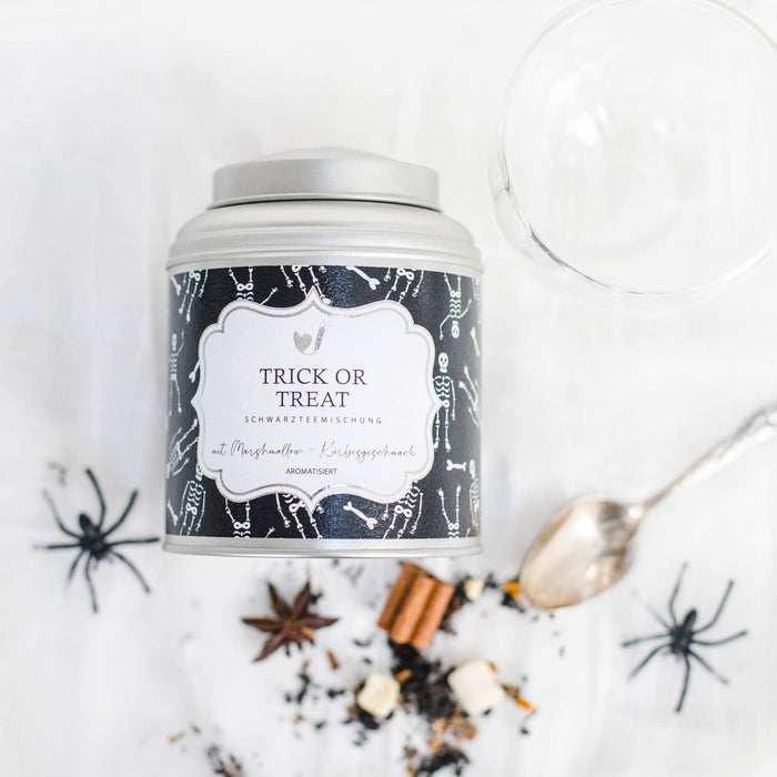 Trick or Treat te - svart te med marshmallow- och pumpasmak